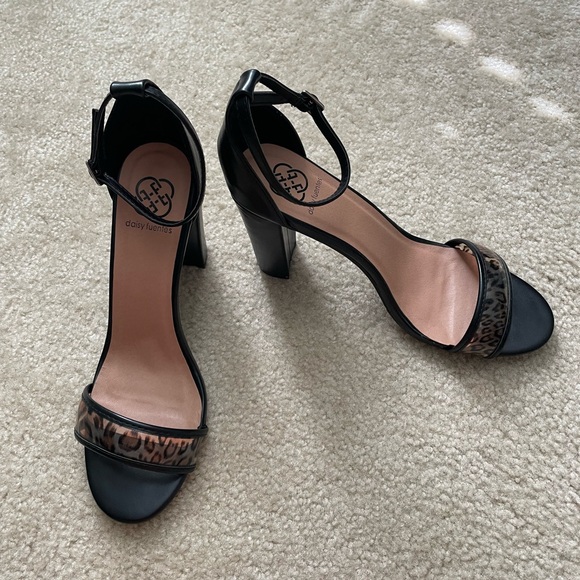 Daisy Fuentes Shoes - Daisy Fuentes Black and Leopard Print Heels